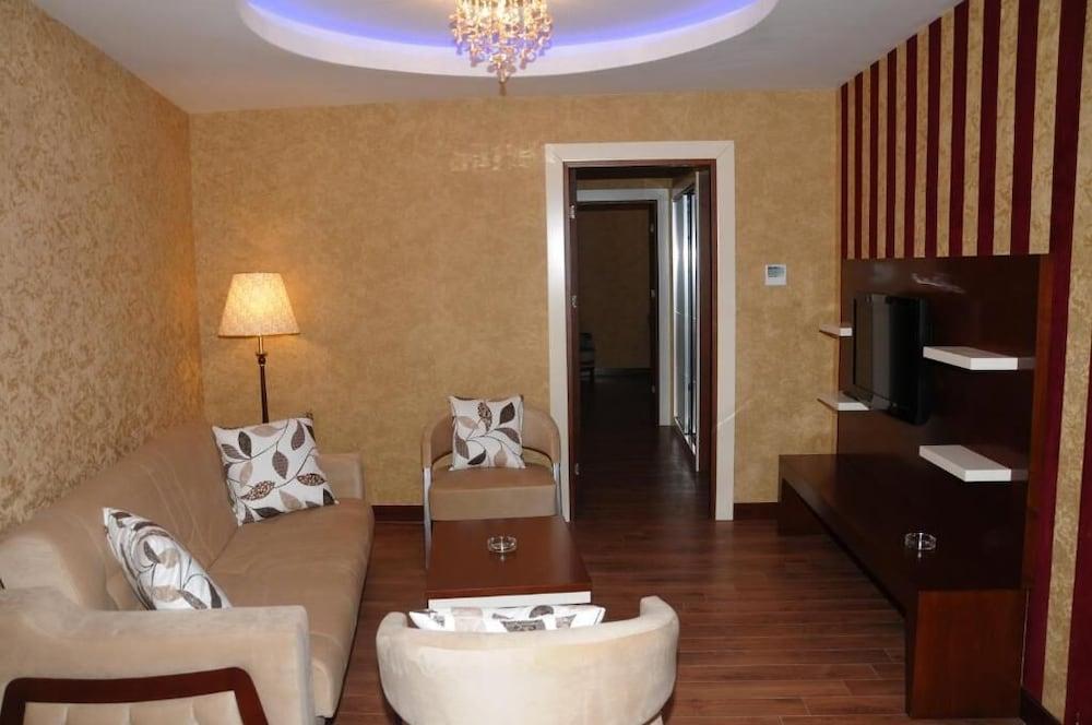 Hotel Senbayrak City Адана Екстер'єр фото