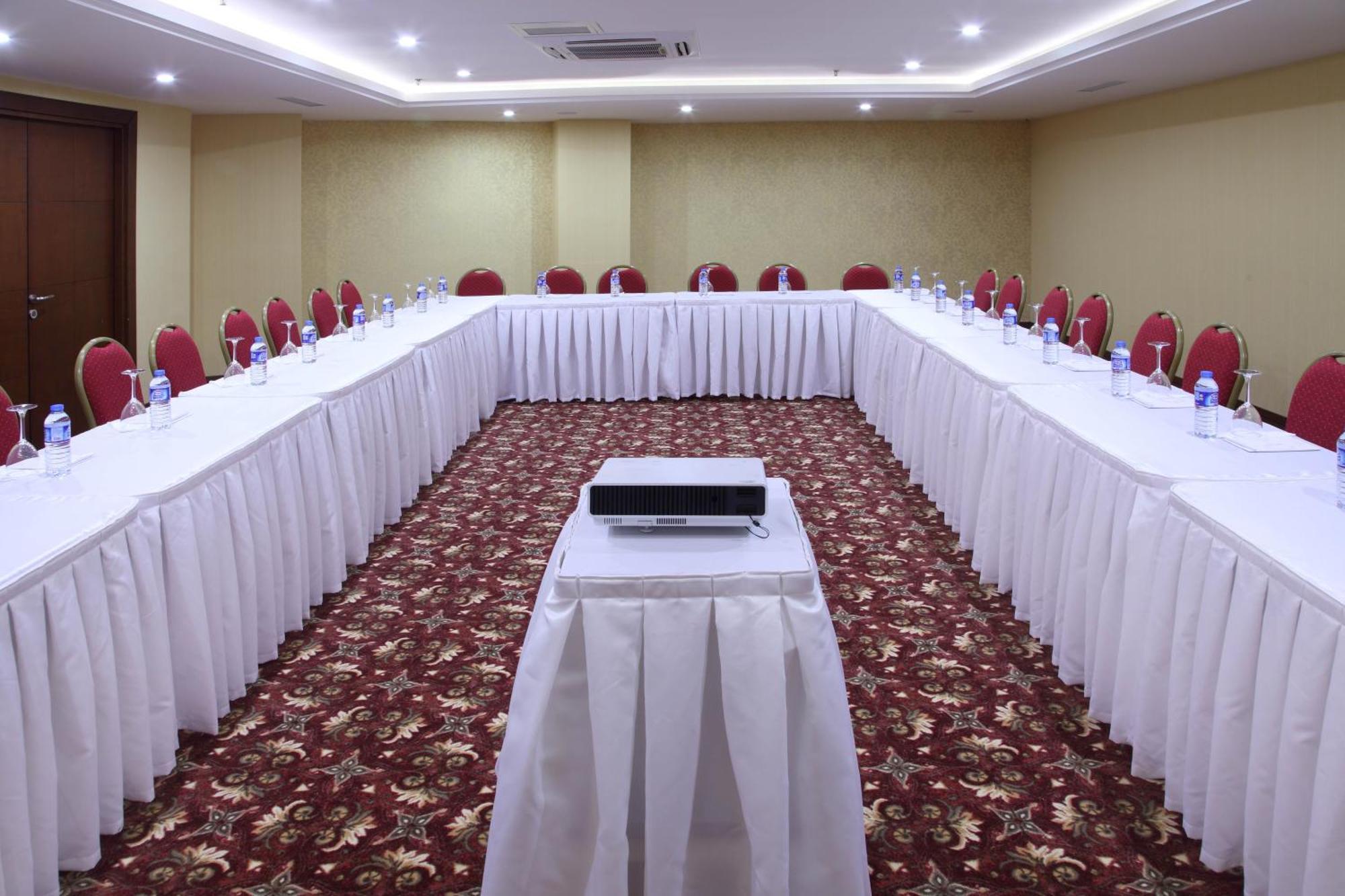 Hotel Senbayrak City Адана Екстер'єр фото