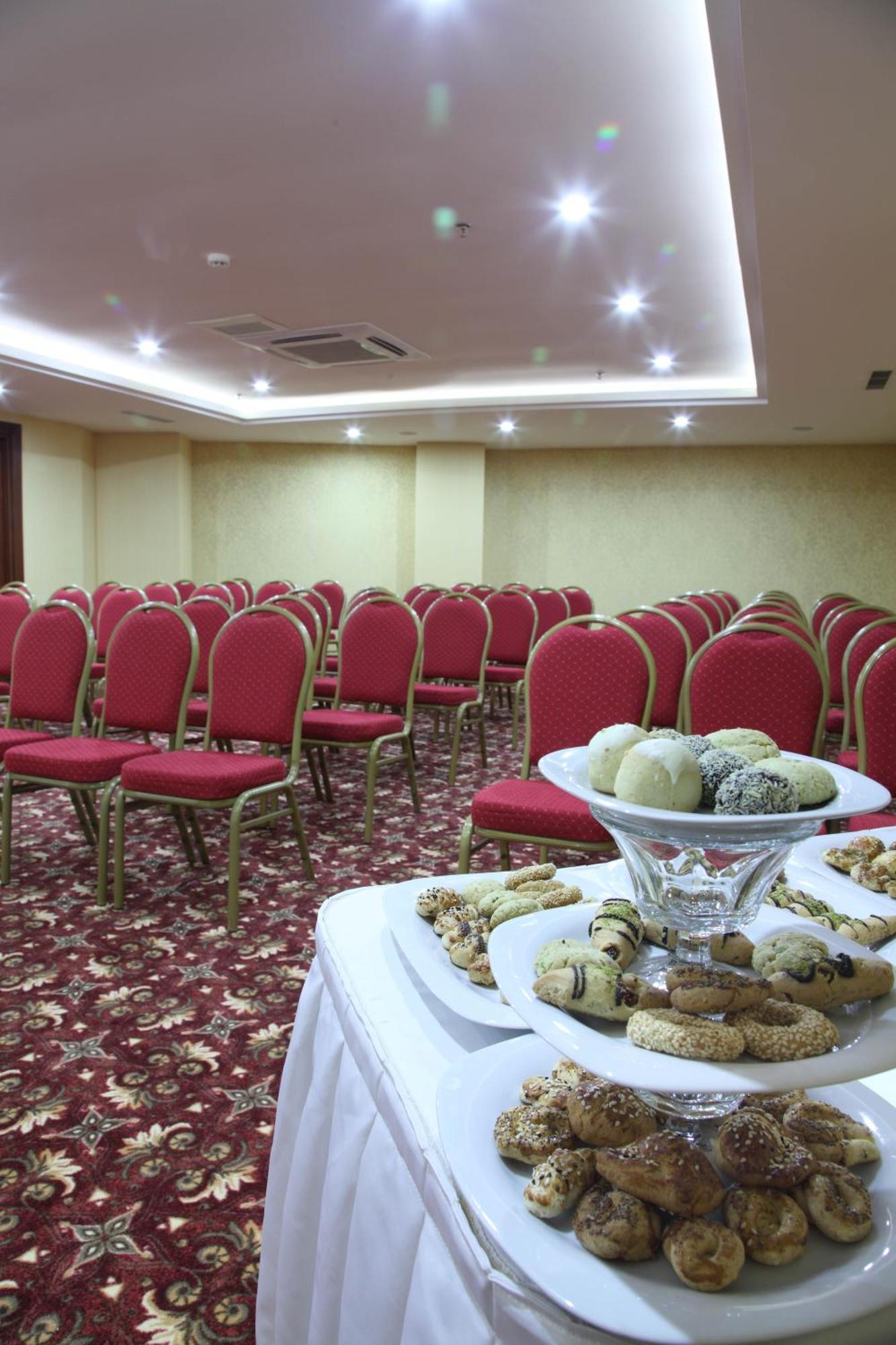 Hotel Senbayrak City Адана Екстер'єр фото