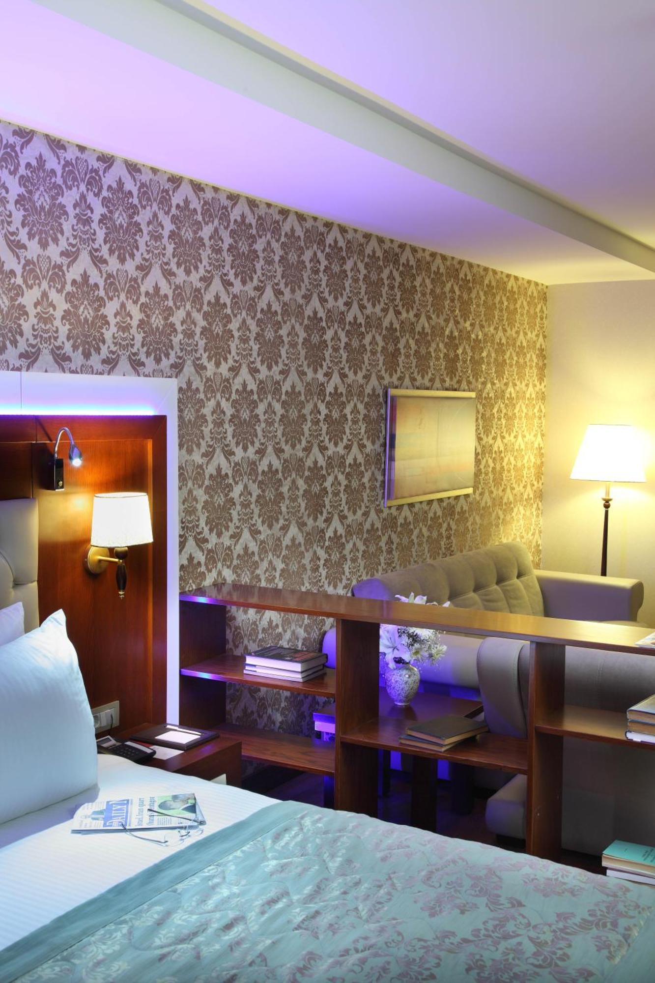 Hotel Senbayrak City Адана Екстер'єр фото