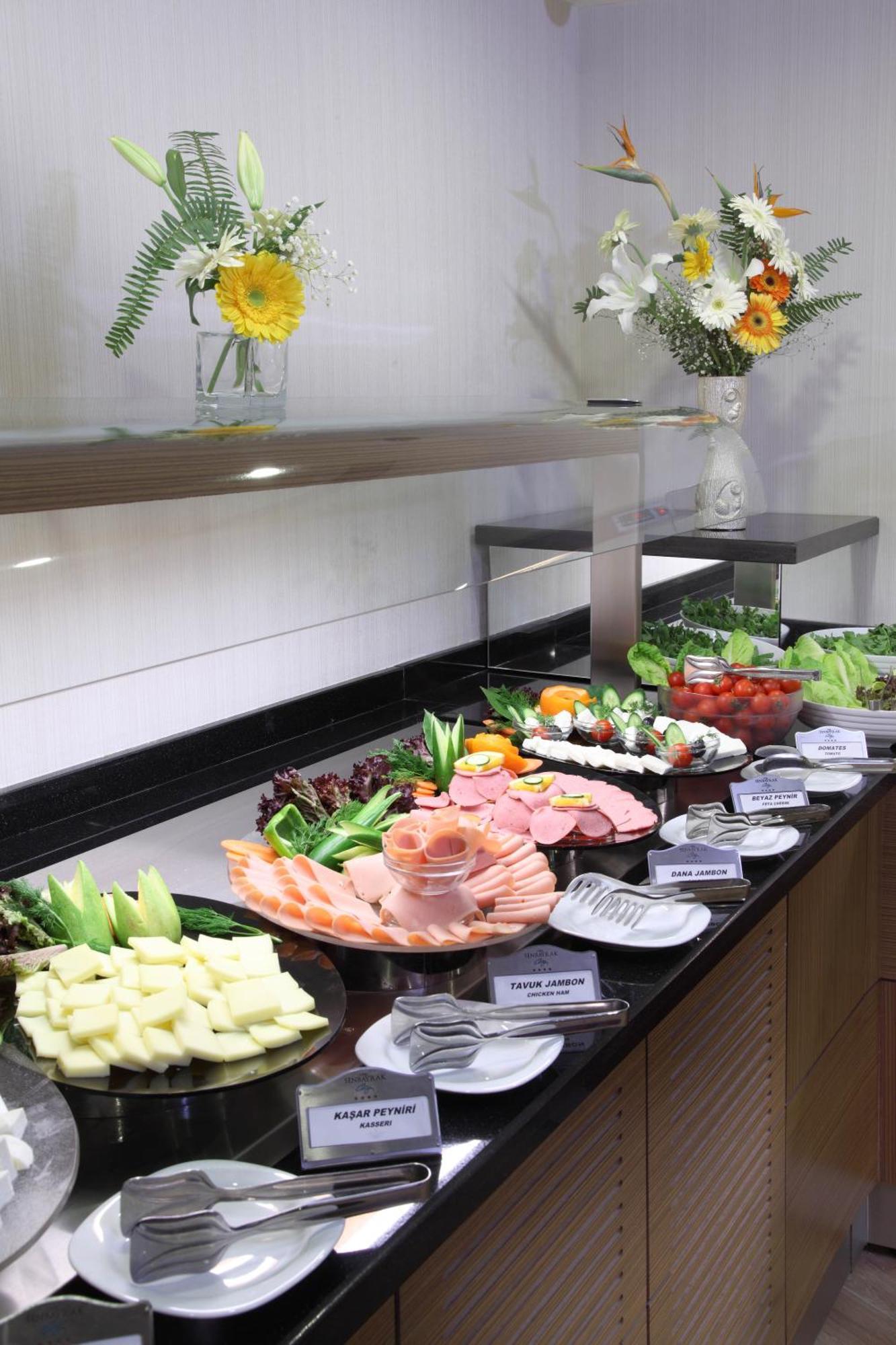 Hotel Senbayrak City Адана Екстер'єр фото