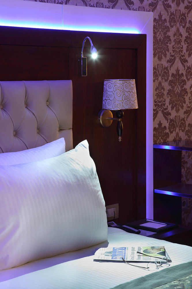 Hotel Senbayrak City Адана Екстер'єр фото