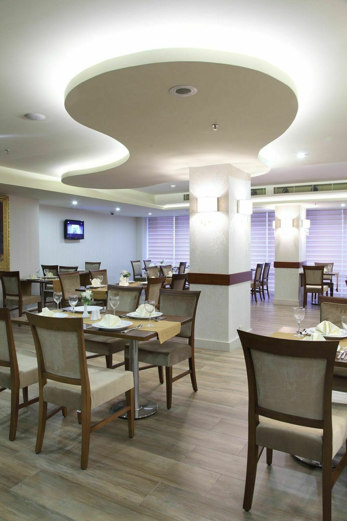 Hotel Senbayrak City Адана Екстер'єр фото